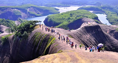 郴州十大著名景點(diǎn)推薦，湖南郴州旅游十大必去景區(qū)